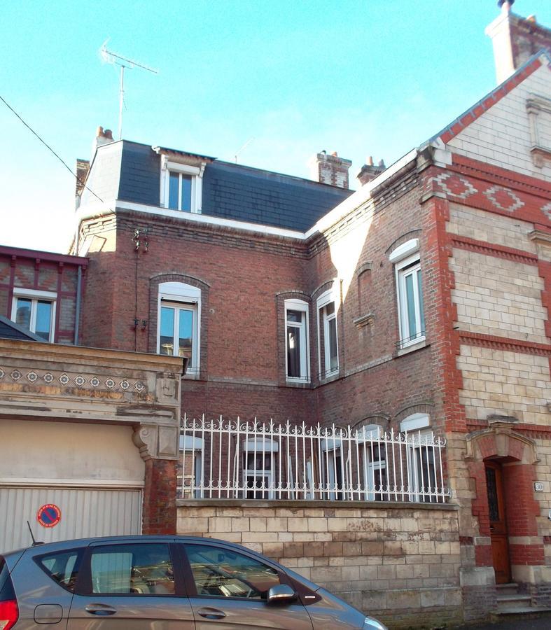 Edimbourg Avenue Panzió Amiens Kültér fotó